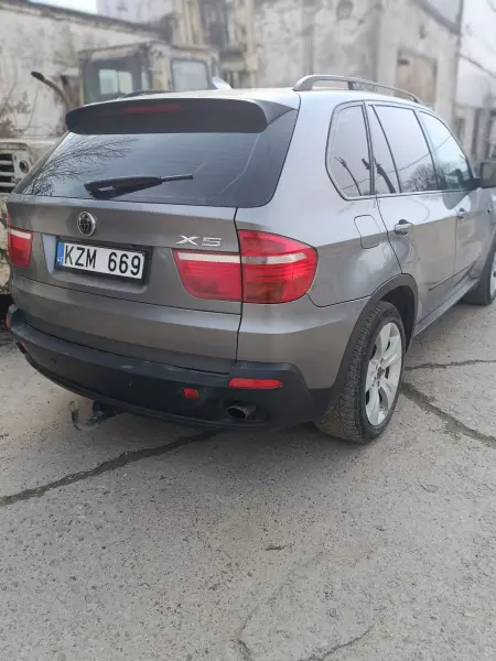 BMW X5 2007 г. 500000 км