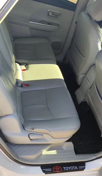 Toyota Prius 2012 г. 258000 км