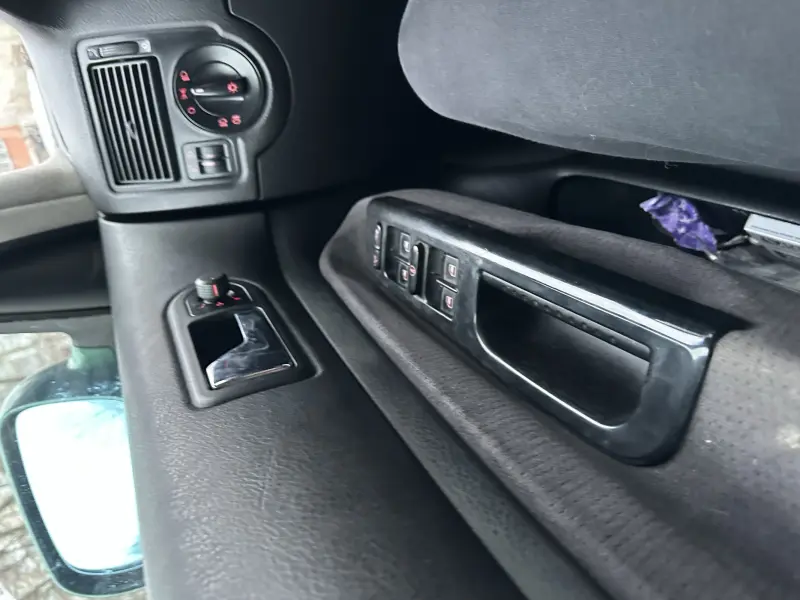 Volkswagen Golf 2000 г. 295000 км