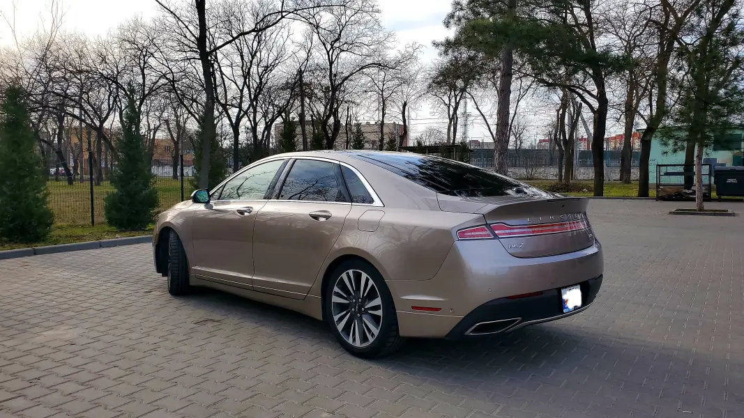Lincoln MKZ 2019 г. 105000 км
