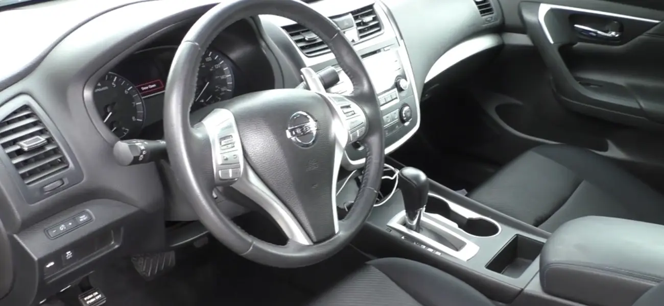 Nissan Altima 2016 г. 128 км