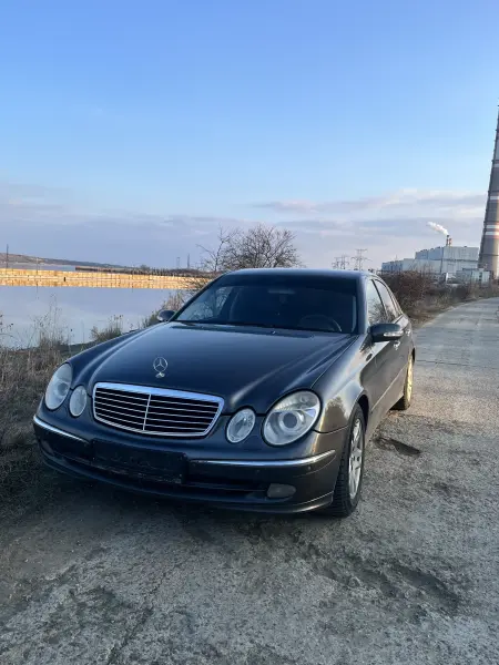 Mercedes-Benz E-Class 2004 г. 423000 км