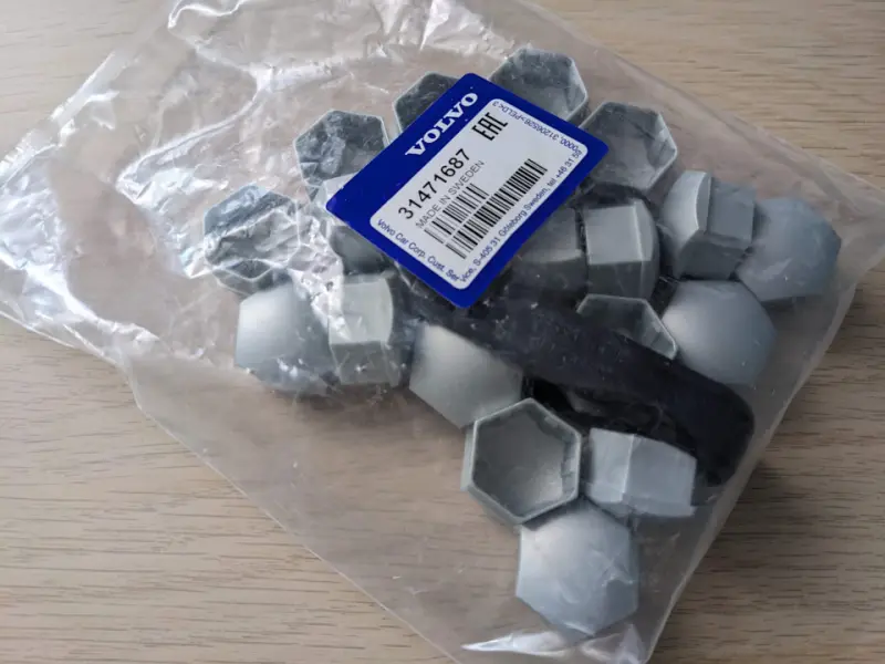 Колпачки колесных болтов ОЕМ Volvo