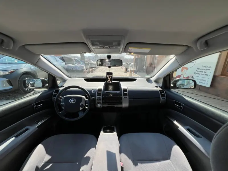 Toyota Prius 2008 г. 189000 км