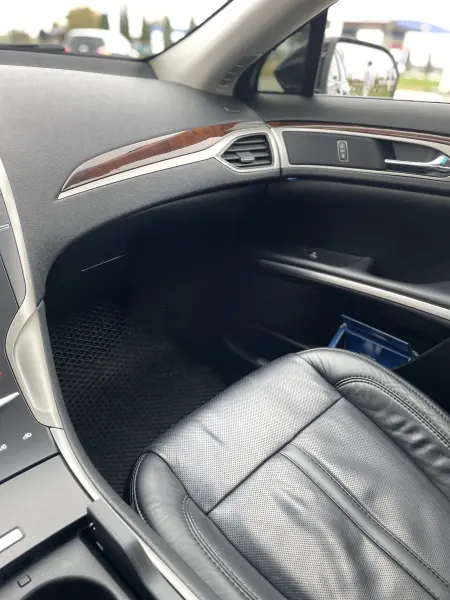 Lincoln MKZ 2015 г. 140000 км