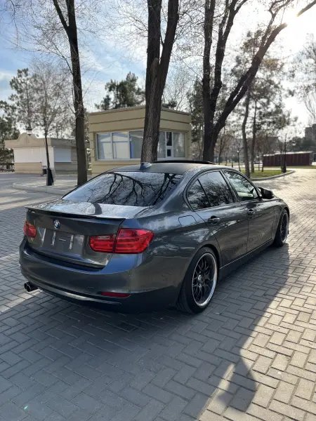 BMW 3 Series 2015 г. 162000 км