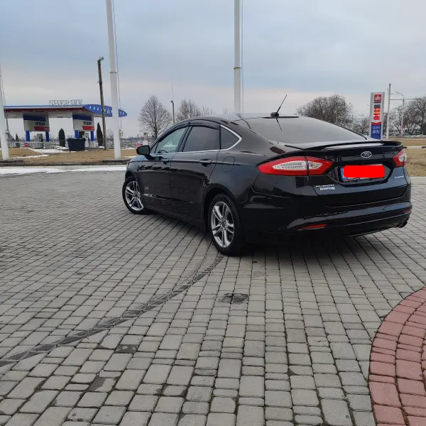 Ford Fusion 2015 г. 200 км