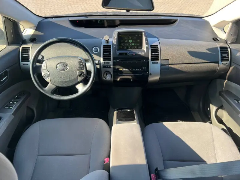 Toyota Prius 2006 г. 469000 км