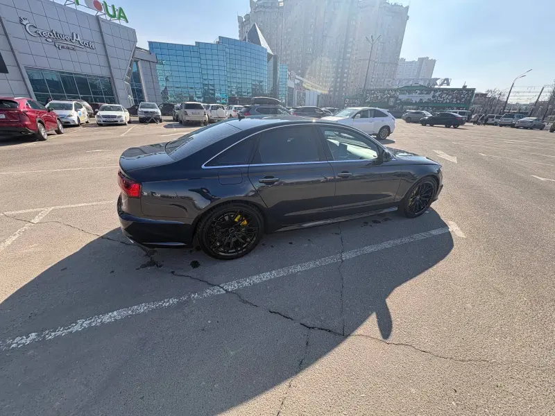 Audi A6 2016 г. 162000 км