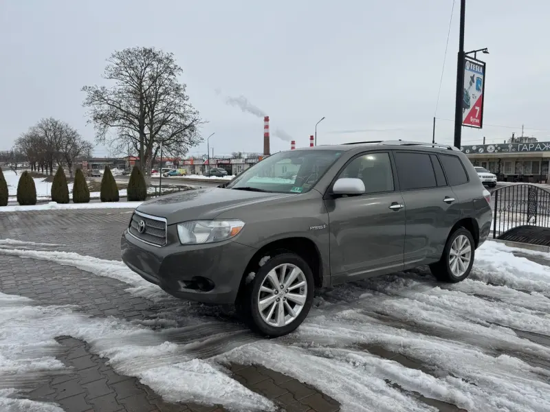 Toyota Highlander 2009 г. 185000 км