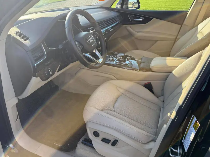 Audi Q7 2017 г. 122000 км
