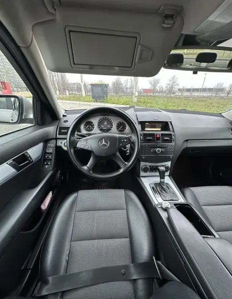 Mercedes-Benz C-Class 2008 г. 281000 км