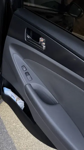 Hyundai Sonata 2013 г. 199000 км