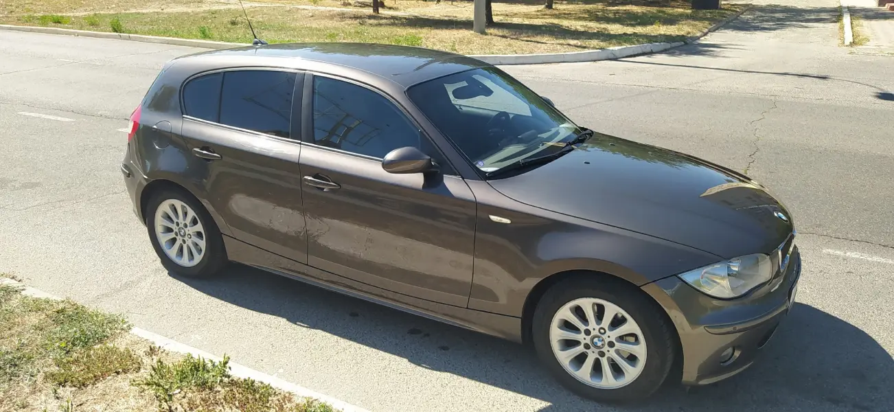 BMW 1 Series 2005 г. 300000 км
