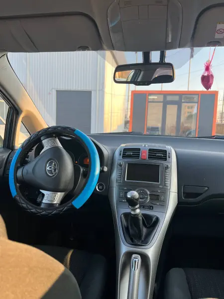 Toyota Auris 2007 г. 189000 км
