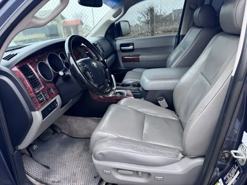Toyota Sequoia 2009 г. 159000 км