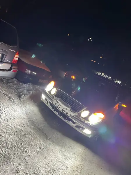 Mercedes-Benz E-Class 2003 г. 350000 км