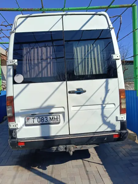 Mercedes-Benz Sprinter 2003 г. 300000 км