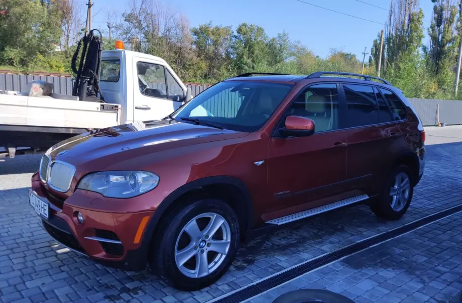 BMW X5 2011 г. 235000 км