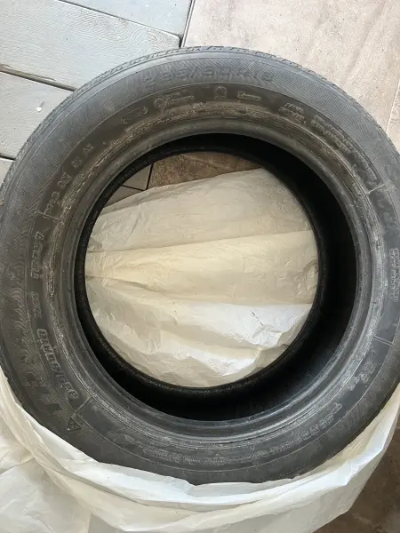 225/60R18