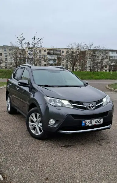 Toyota RAV4 2014 г. 193000 км