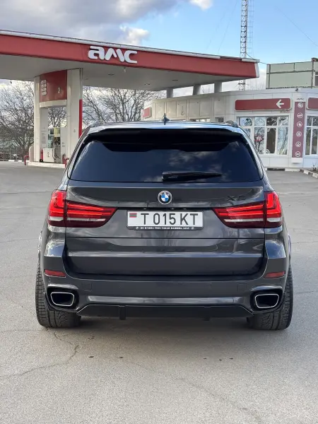 BMW X5 2016 г. 100000 км