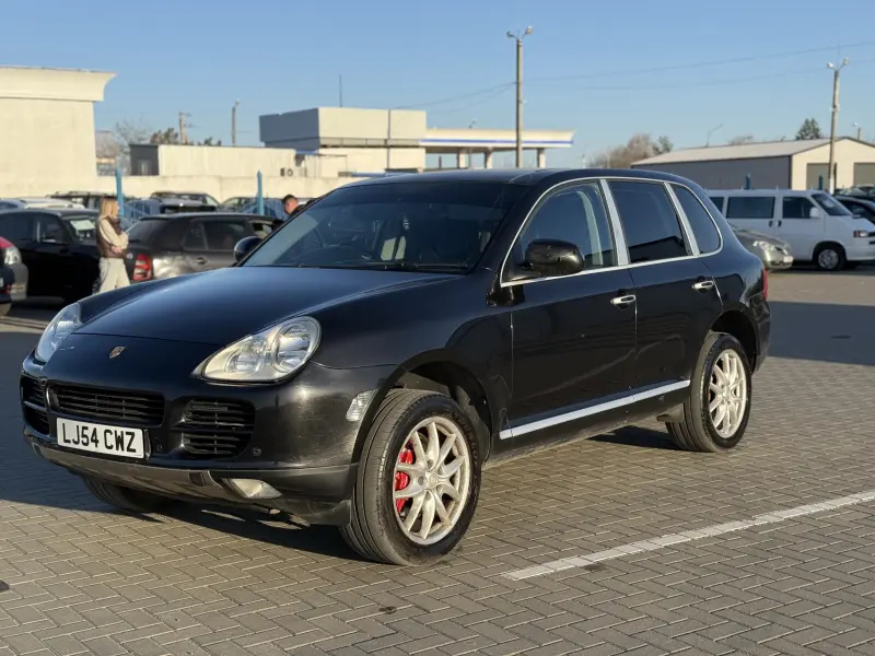 Porsche Cayenne 2005 г. 250000 км
