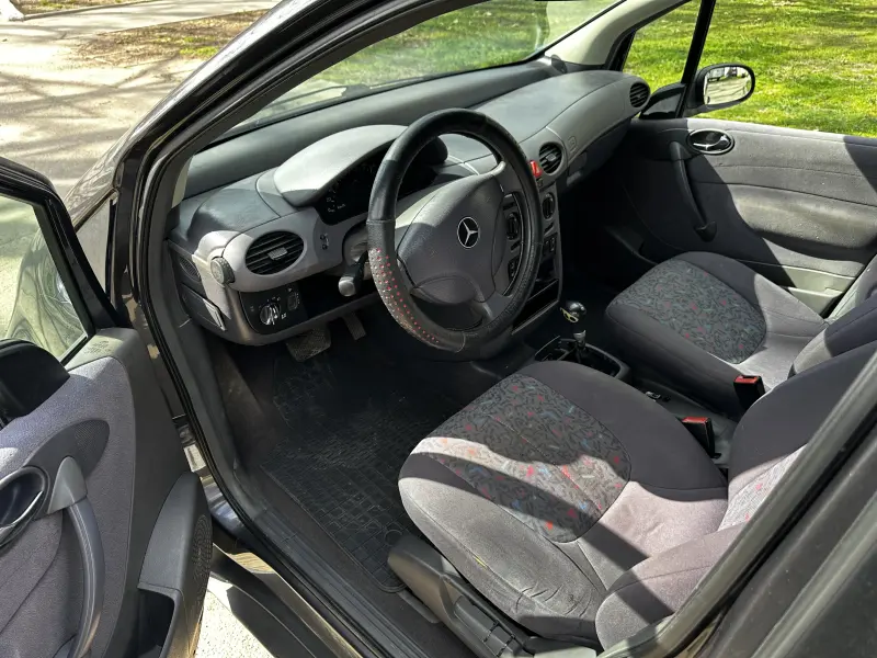 Mercedes-Benz A-Class 1998 г. 300 км