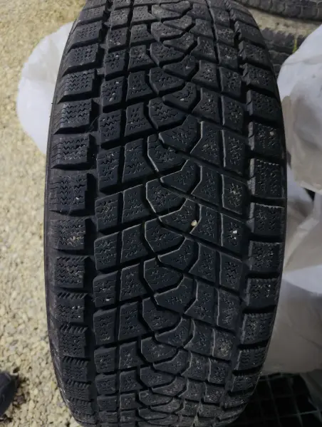 Продам шины-лето 265/65/17
