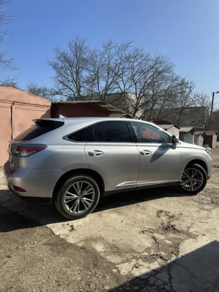 Lexus RX 2012 г. 270000 км