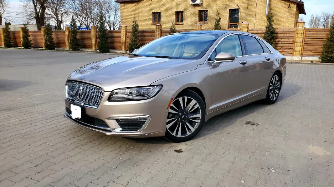 Lincoln MKZ 2019 г. 105000 км