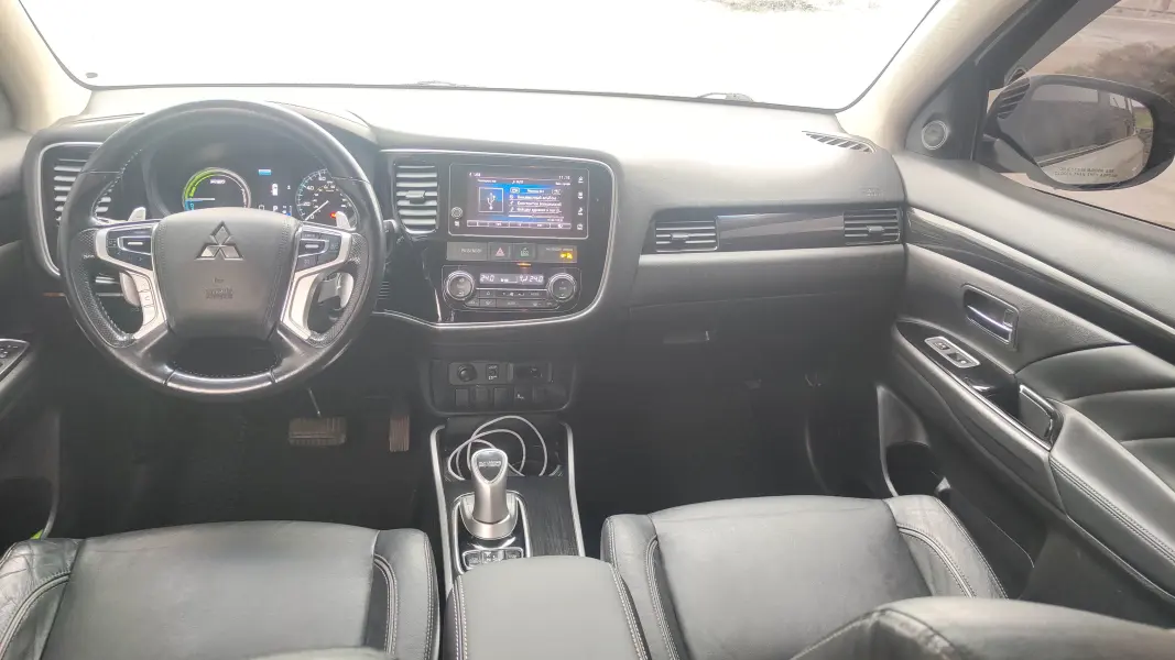 Mitsubishi Outlander 2018 г. 151000 км