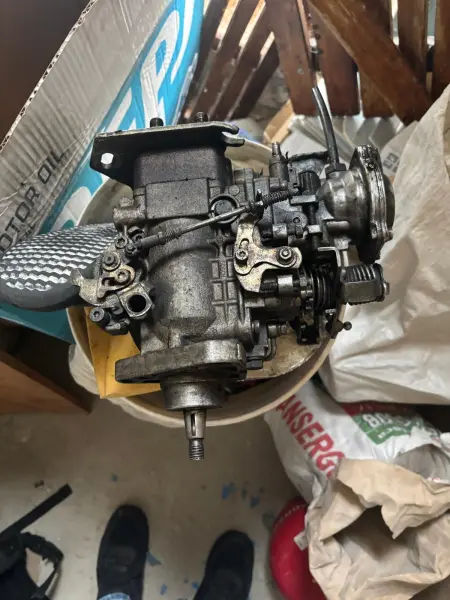 Запчасти на двигатель 1.9д.