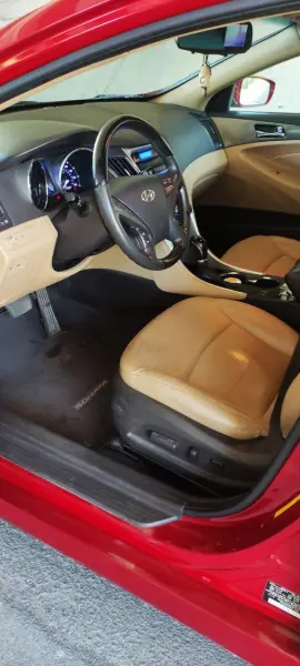 Hyundai Sonata 2012 г. 185000 км