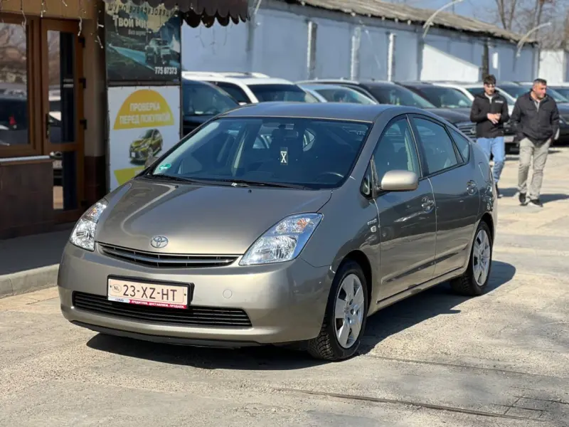 Toyota Prius 2008 г. 189000 км