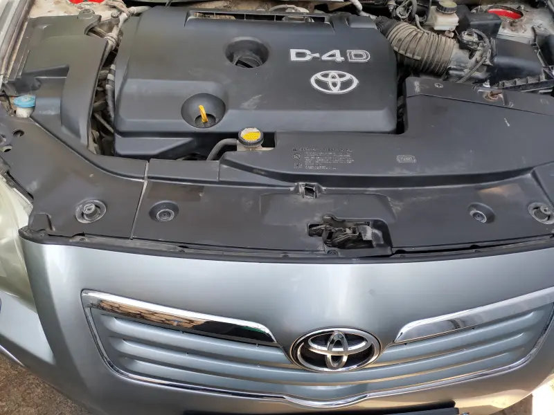 Toyota Avensis 2007 г. 270 км