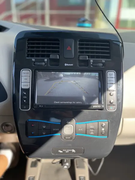 Nissan Leaf 2012 г. 200000 км