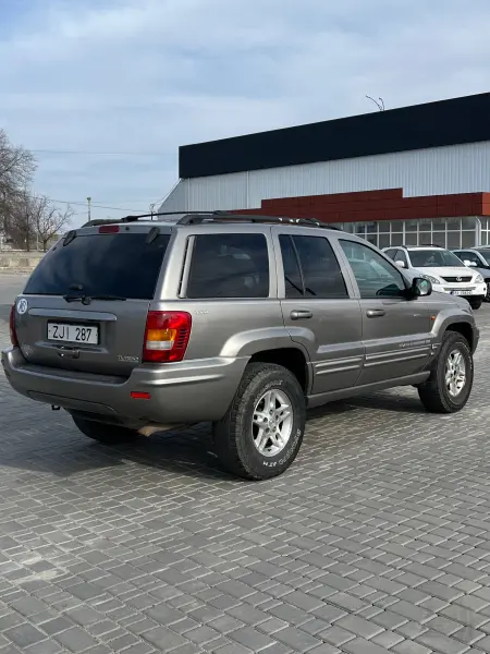 Jeep Grand Cherokee 2000 г. 217000 км