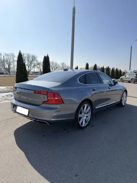 Volvo S90 2017 г. 127000 км