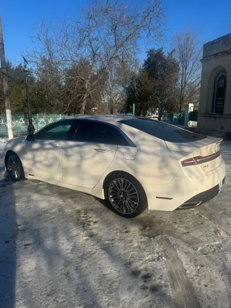 Lincoln MKZ 2016 г. 230000 км