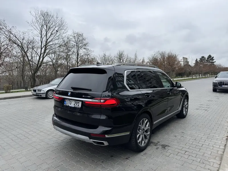 BMW X7 2020 г. 110000 км