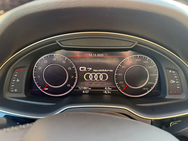 Audi Q7 2017 г. 122000 км