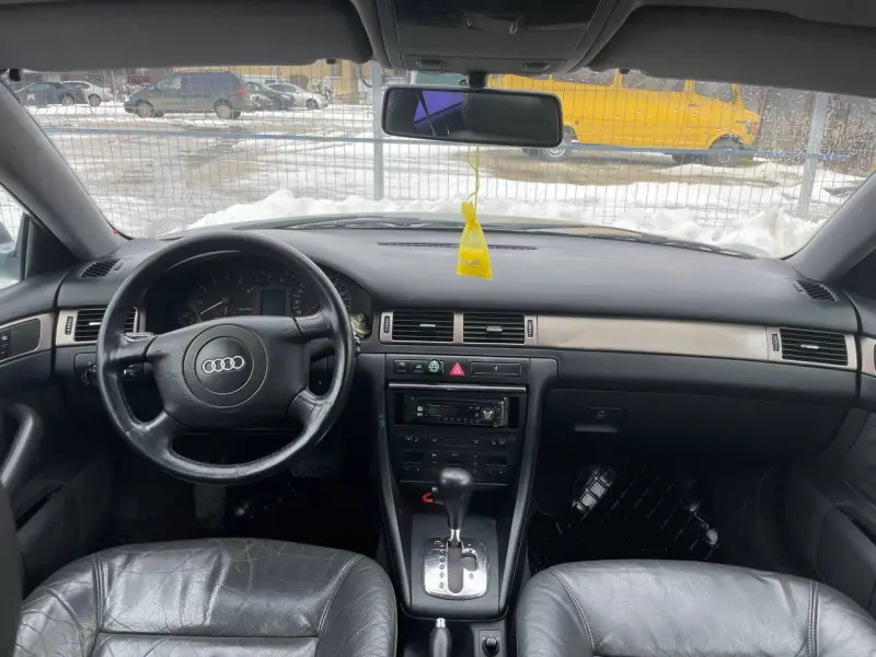 Audi A6 Avant 1998 г. 329000 км