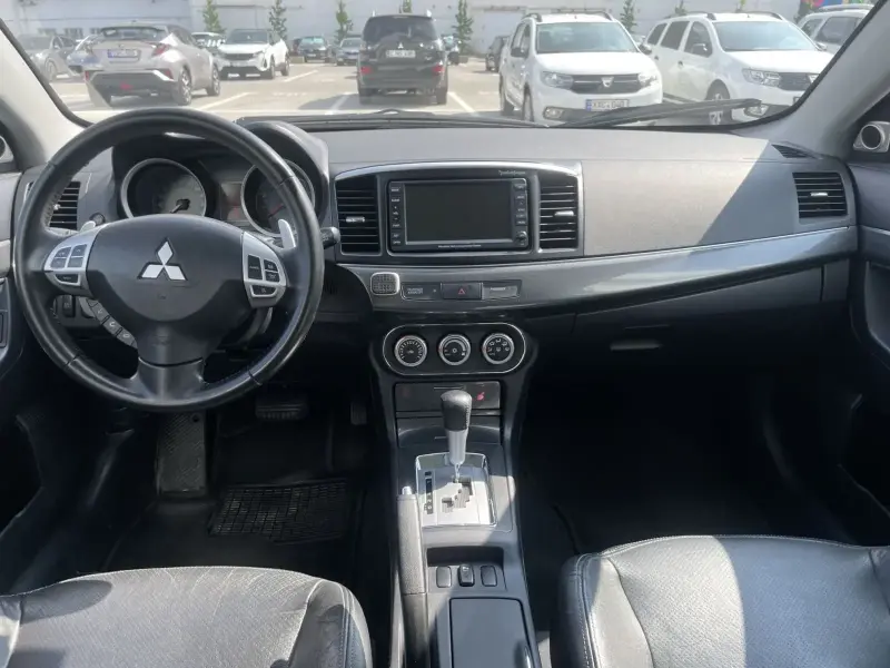 Mitsubishi Lancer 2009 г. 268000 км