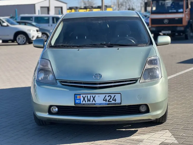 Toyota Prius 2006 г. 469000 км
