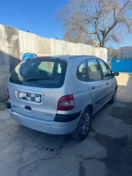 Renault Scenic 2001 г. 230 км
