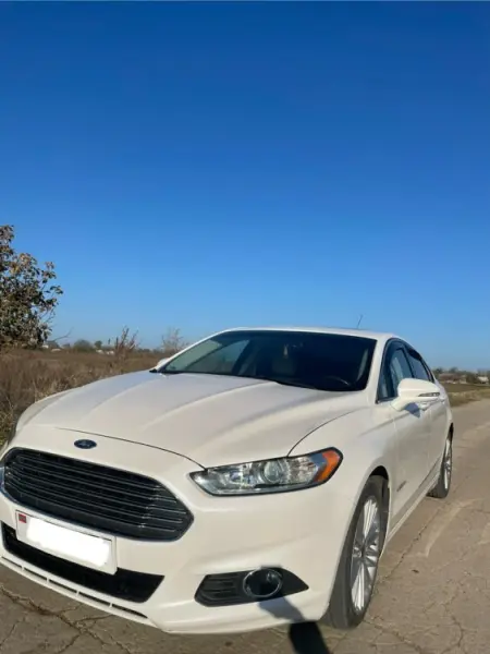 Ford Fusion 2012 г. 235998 км