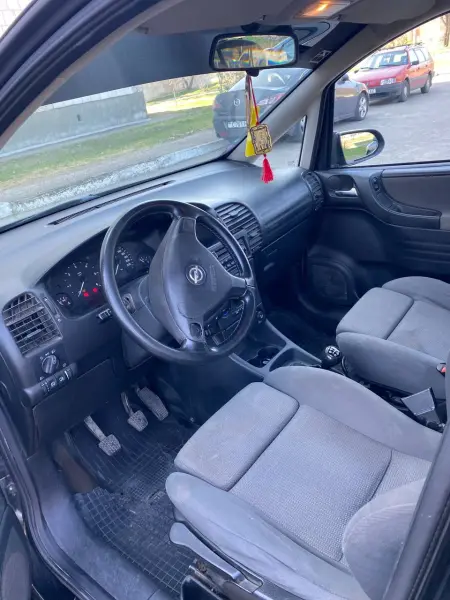 Opel Zafira 2005 г. 231000 км