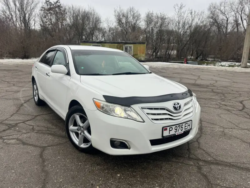 Toyota Camry 2010 г. 198000 км