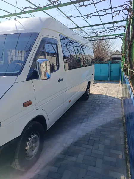 Mercedes-Benz Sprinter 2003 г. 300000 км